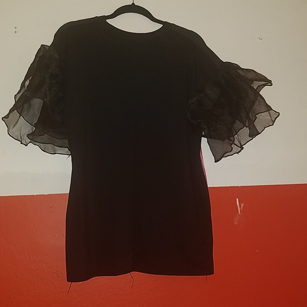 Shirt - Picture 3 of 4